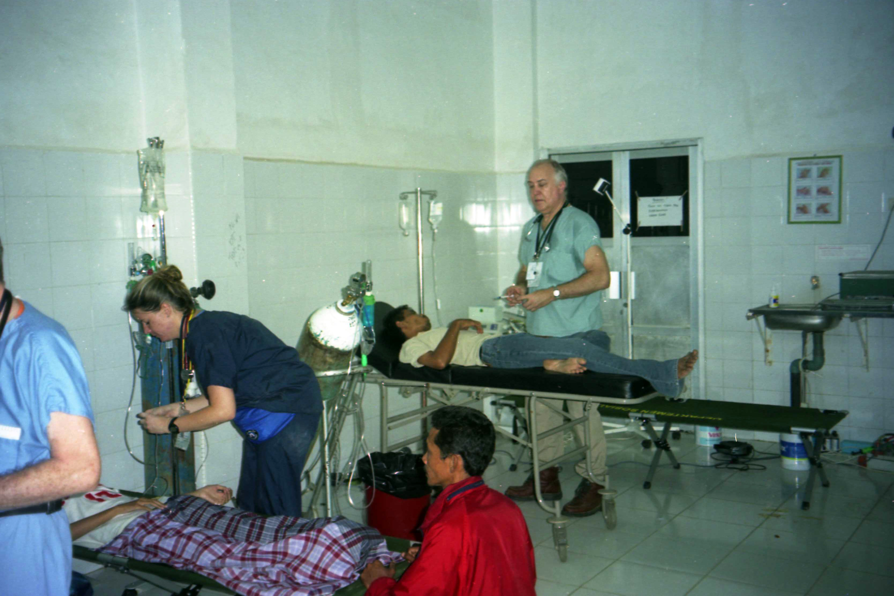 Αποστολή στην Ινδονησία 2005, βοήθεια για τους πληγέντες του τσουνάμι